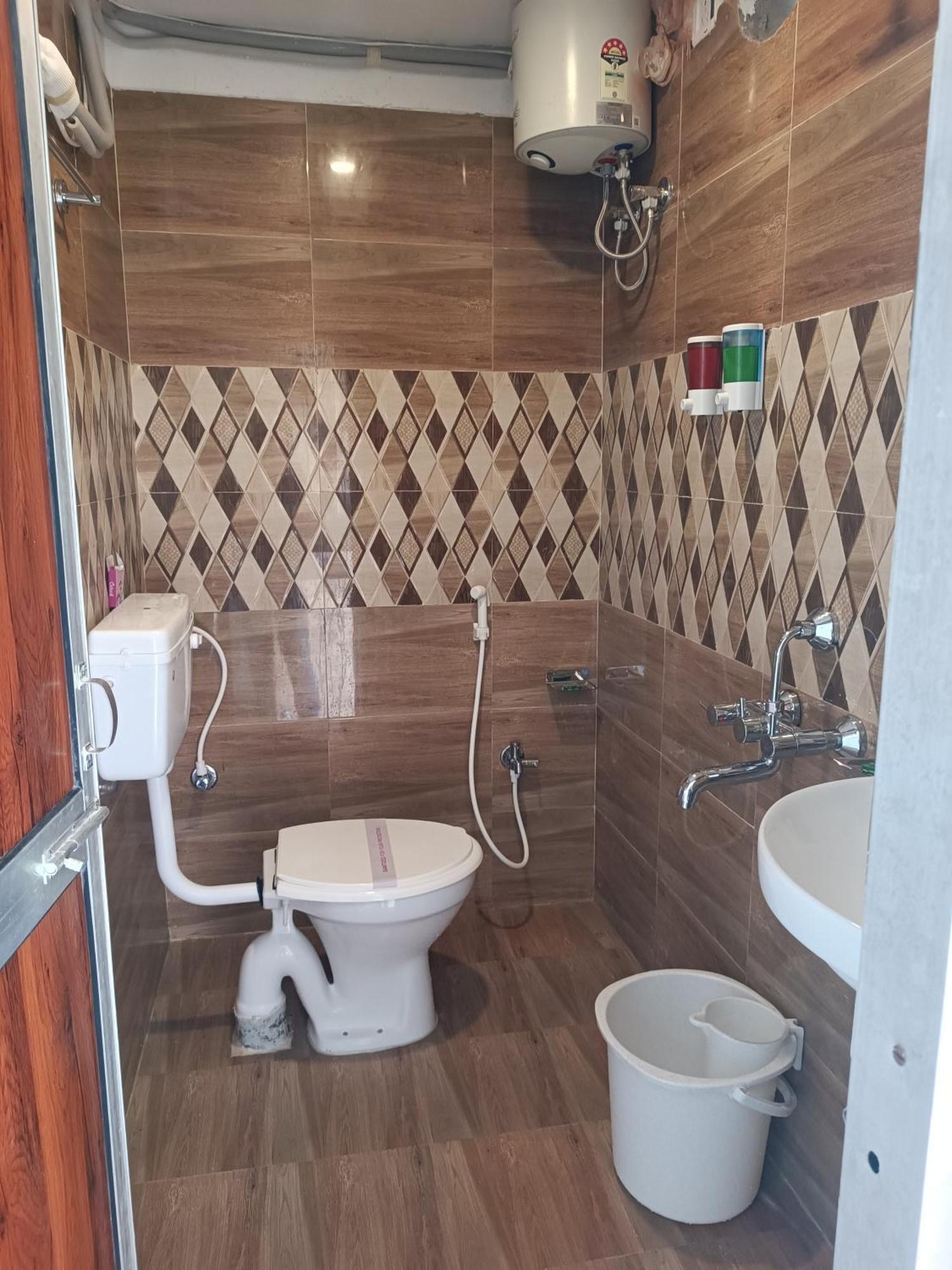 Mom Hotel - Unit Of Mom Hotel Puri Εξωτερικό φωτογραφία